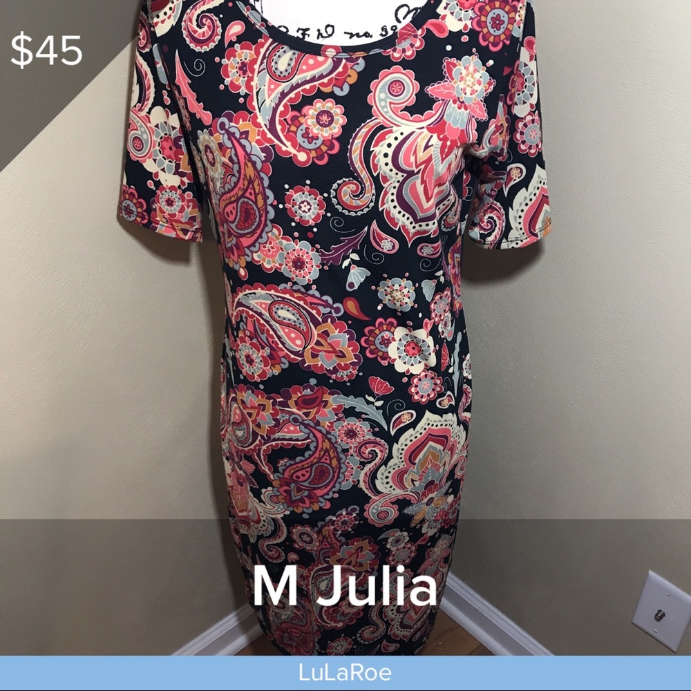 LuLaRoe Medium Julia- Gently Used